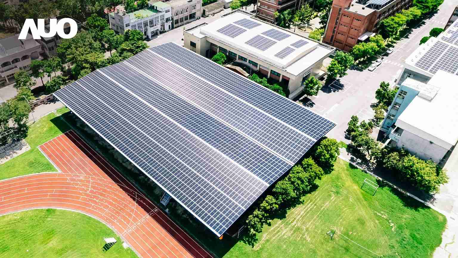 OBPaySunSteel光电整合型浪板具备快速安装、、、轻量化优势，，，可提升15%发电效能，，，，通过国际IEC与台湾VPC认证安全、、、防漏、、耐候标准